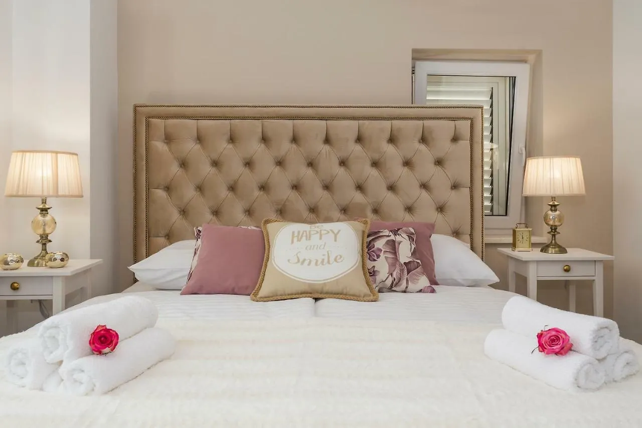 Luxury Rooms Saint Jacob Trogir Penzion