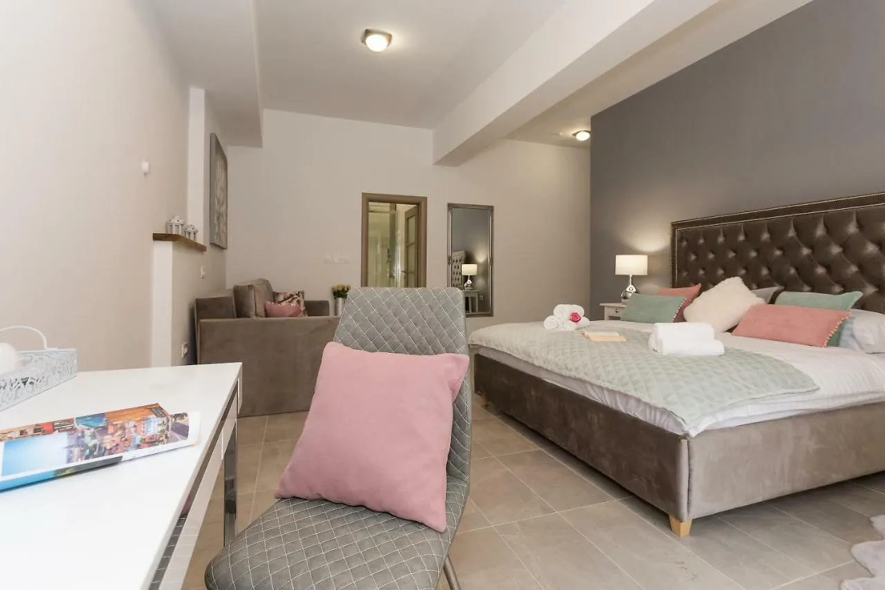 Luxury Rooms Saint Jacob Trogir Penzion