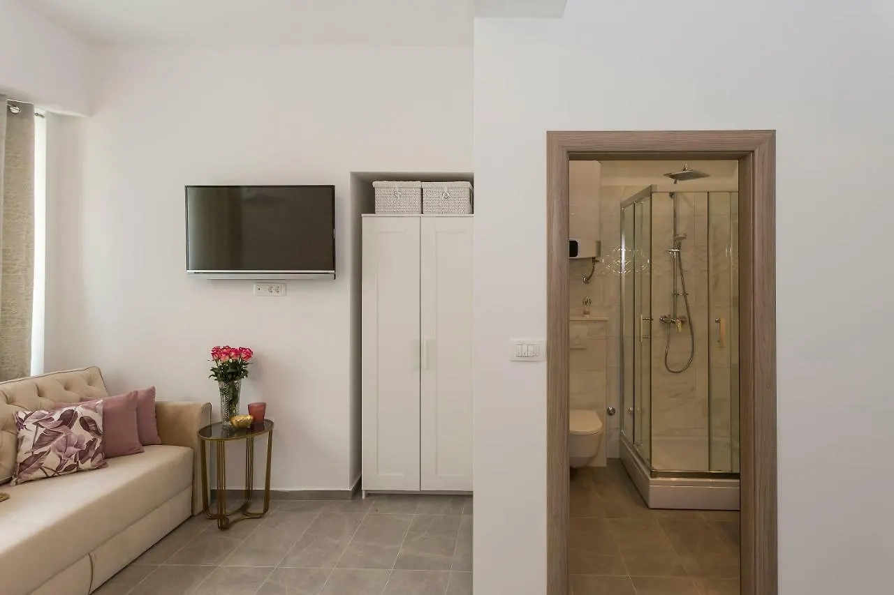 Luxury Rooms Saint Jacob Trogir 4*,