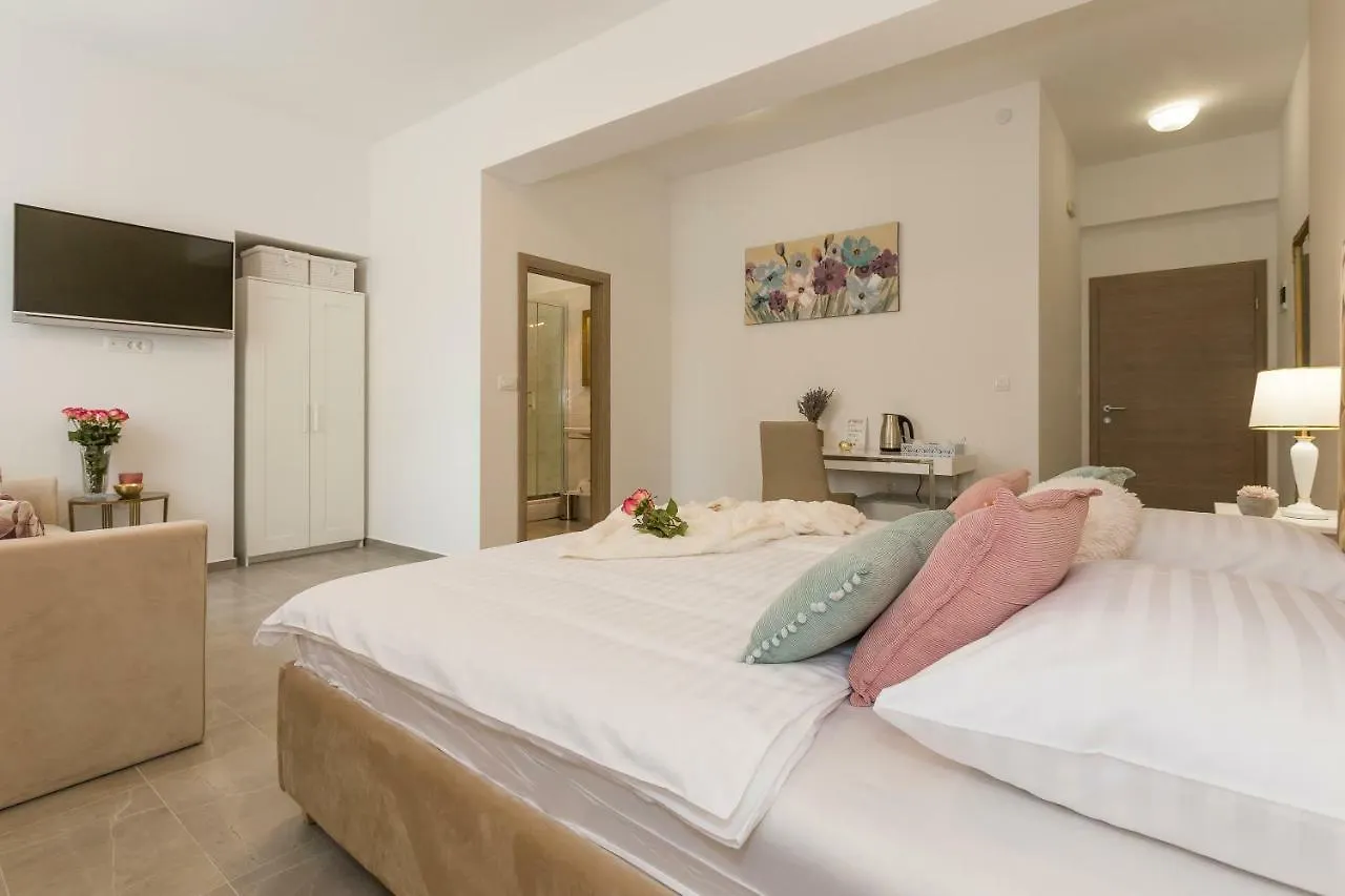 Luxury Rooms Saint Jacob Trogir Penzion